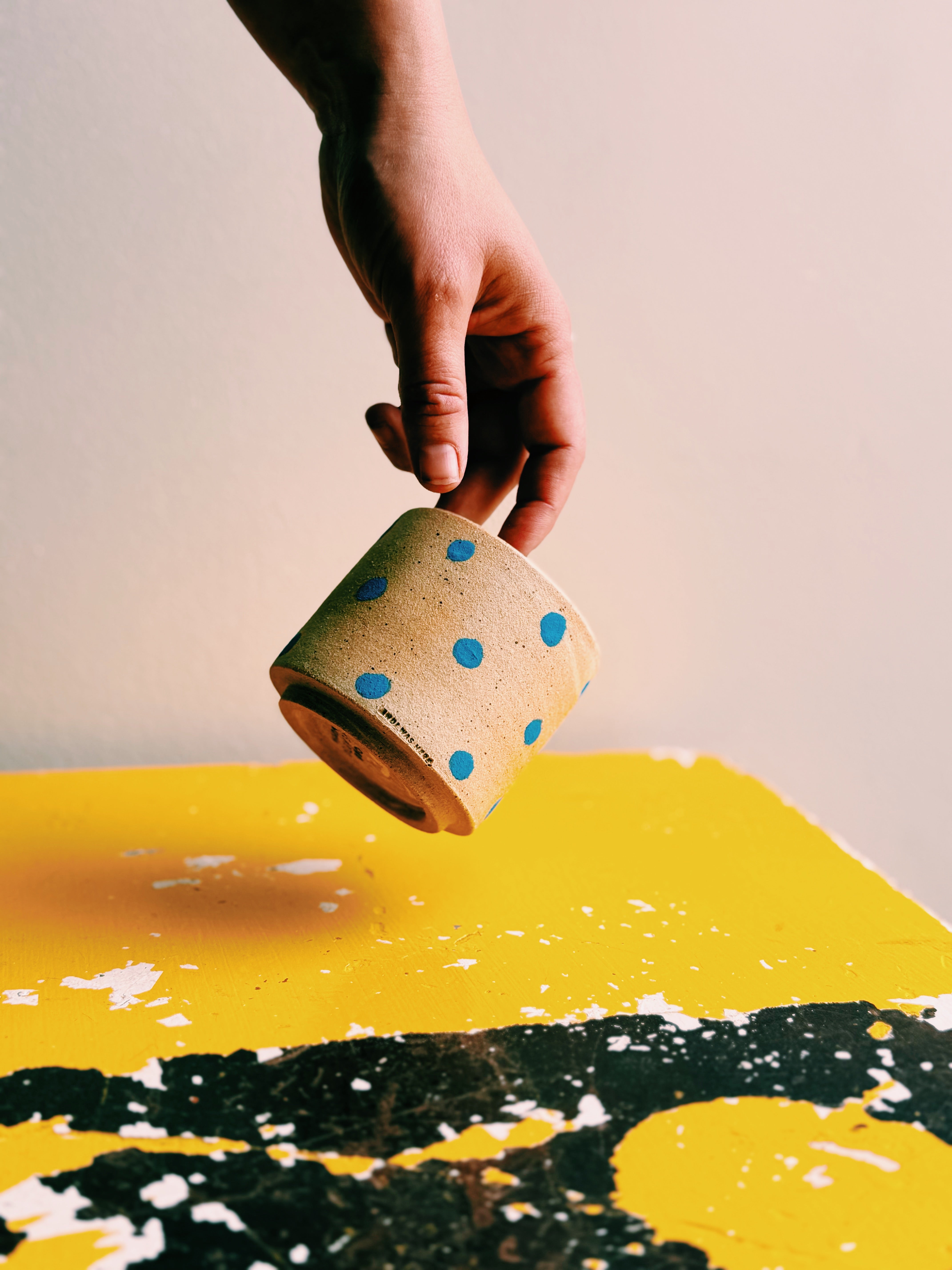 blue dot cup