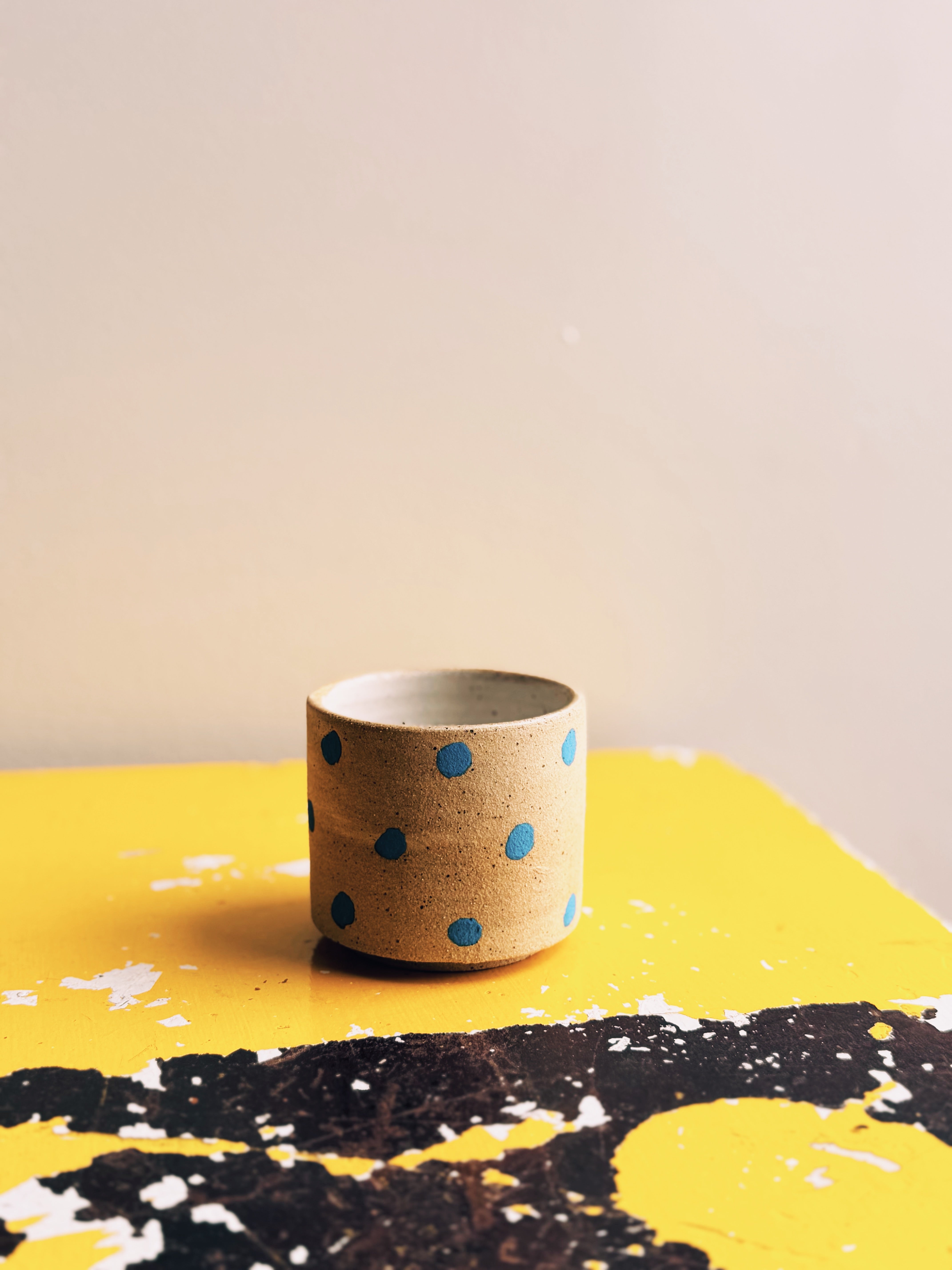 blue dot cup